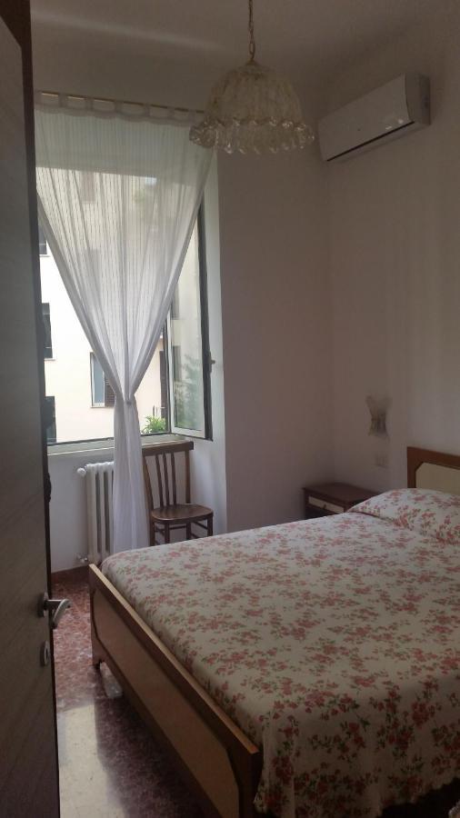 Termini Station Apartment Ai Due Cortili Presso Le Mura Aureliane Rom Exterior foto